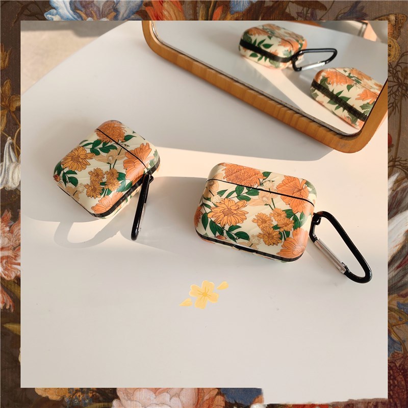 Yellow Daisies Print AirPods Case